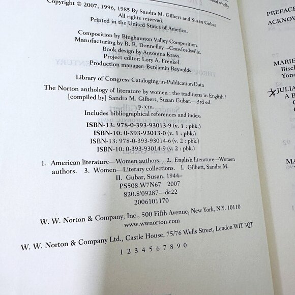 BATMAN 1989 Official Movie Book Tim Burton Michael Keaton Hardcover DC Comics - Picture 4 of 5